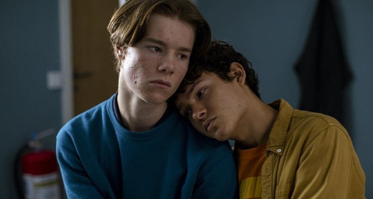 Young Royals Netflix Dizisi Gay LGBT Temalı